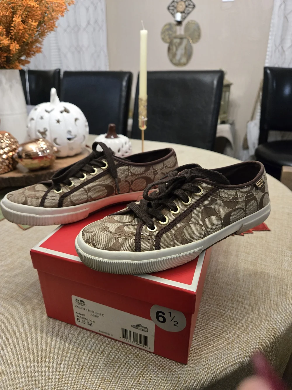 Coach Women’s Brown Signature Canvas Sneakers 6.5M